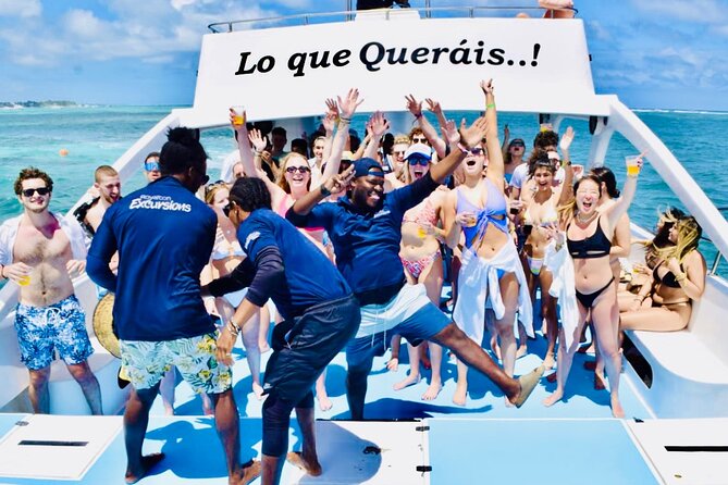 Private Catamaran Cruise with Slide & unlimited drinks - Getting to Playa Bávaro and how the timing feels on the day