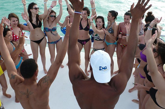 Private Catamaran Snorkeling Family Adventure - The Open Bar and Caribbean Music Part: Where the Party Starts
