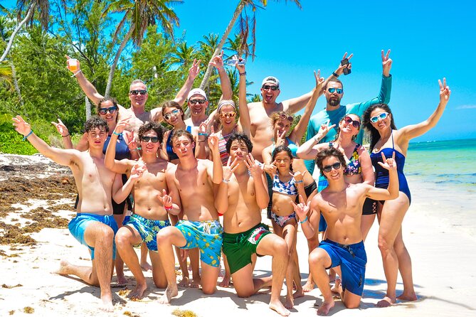 Private Catamaran wonderful Snorqueling slide & entartaiment team - Private Punta Cana by boat, not a cattle call