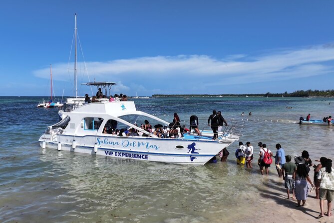Private Cruise with BBQ - Slide And Open Bar - Key things to know before you go