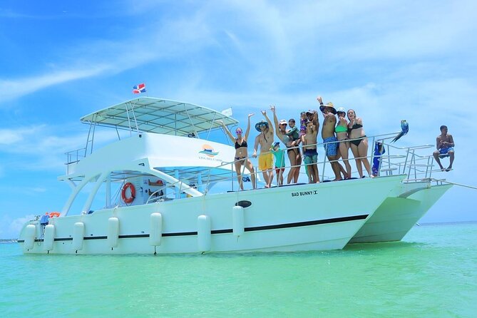 Private Cruise with BBQ - Slide And Open Bar - The timeline that makes it feel like a real party day