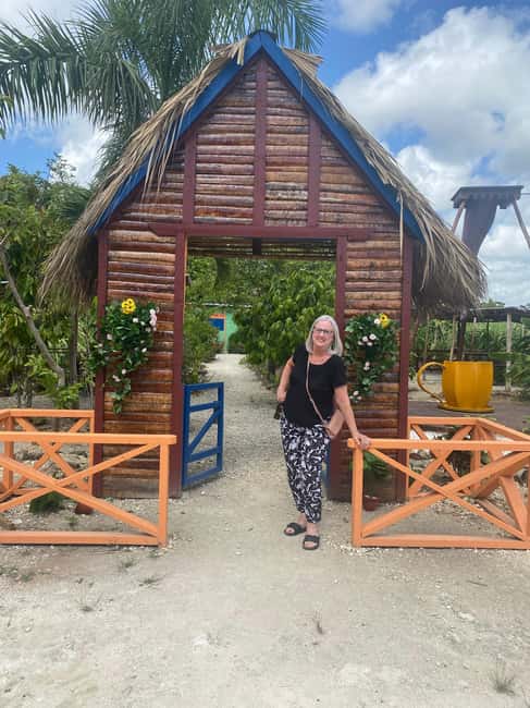 Private Half Day Tour in Punta Cana-Higüey with Local Guide - Basilica Cathedral of Our Lady of Altagracia and San Dionisio: faith plus architecture