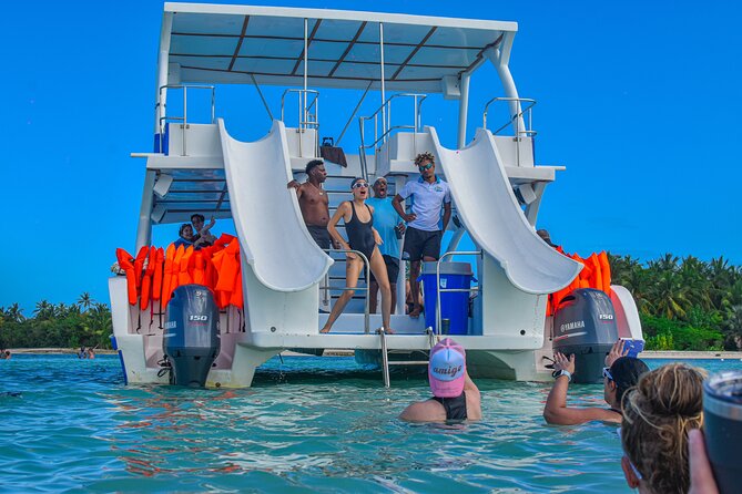 Private Luxury Double Slide Party Boat - Price and value: what $1,400 per group really means