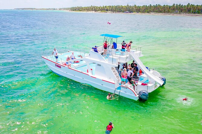 Private Luxury Party Boat with Slide - Price and value: $1,080 for up to 15 people