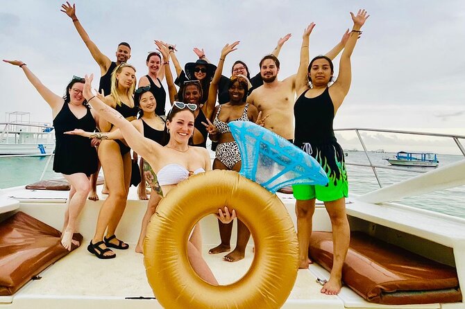 Private Party Boat with Snorkeling in Playa Bibijagua - Boat comfort and what to pack for a smoother day
