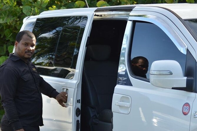 Private Punta Cana Airport Transfer to/from Hotels in Punta Cana - Who This Transfer Suits Best