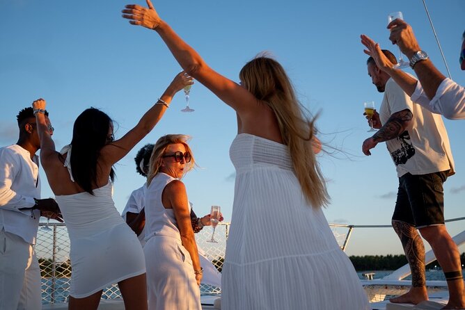 Private Sunset Cruise in Punta Cana - Pickup at Huracan Beach Club: where to meet and why it matters