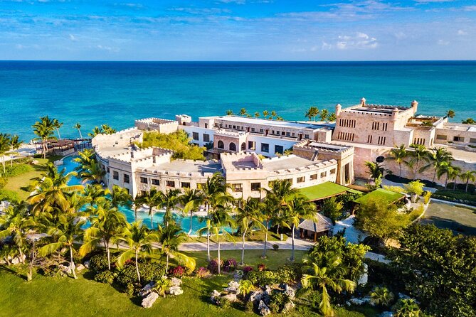 Private Transfer between Punta Cana Airport and Sanctuary Cap Cana - The Short Direct Ride to Sanctuary Cap Cana