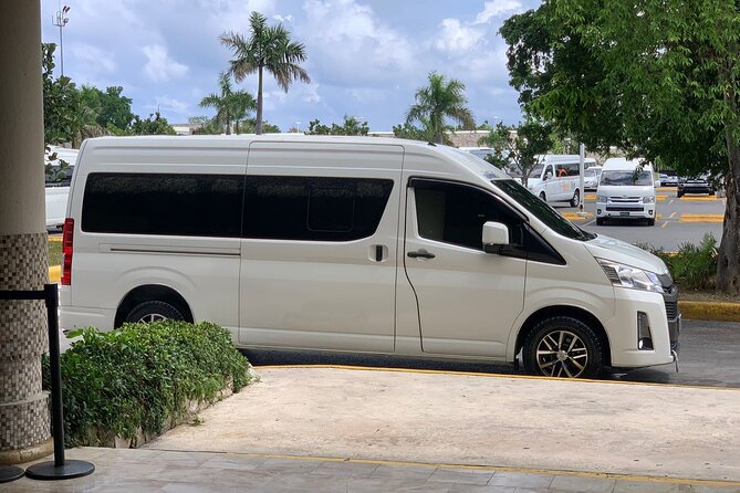 Private Transfer from Hotels to Punta Cana Airport - Hotel pickup at the lobby, and why it matters