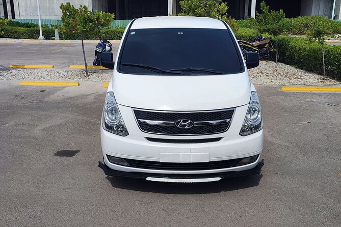 Private transfer from Punta Cana airport to Uvero Alto - Service for Different Travelers: Simple Rules, No Drama
