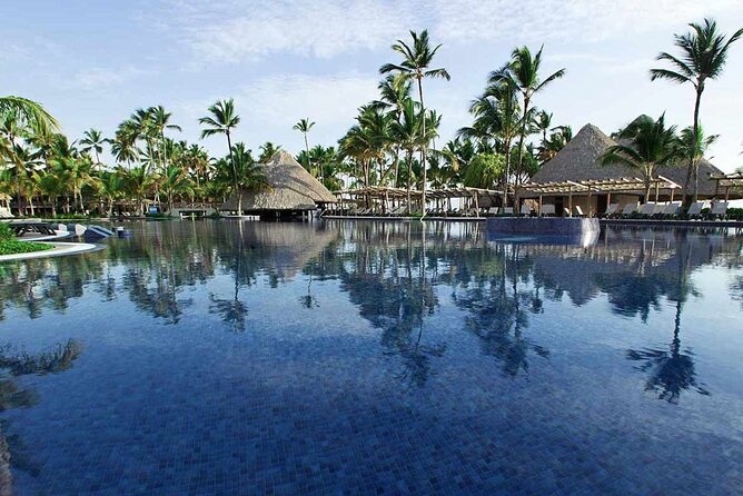 Private Transfer Punta Cana Airport to/from Barcelo Bavaro Palace - Planning the Day Before: SMS From Julio That Helps You Arrive Confident