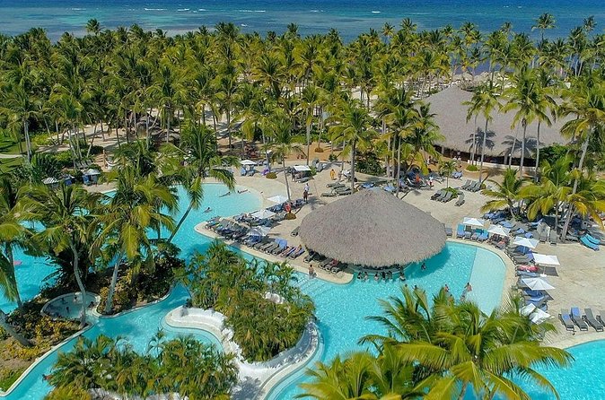 Private Transfer Punta Cana Airport to/from Catalonia Bavaro - What to expect on arrival at PUJ