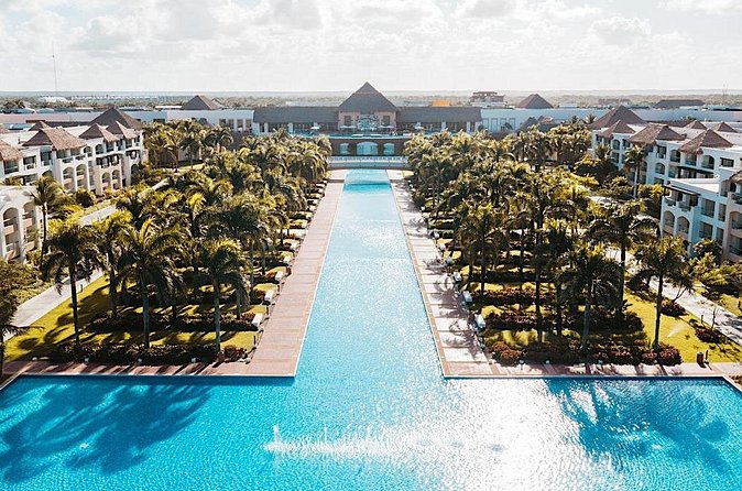 Private Transfer Punta Cana Airport to/from Hard Rock Punta Cana - What’s included, and what you should double-check before you go