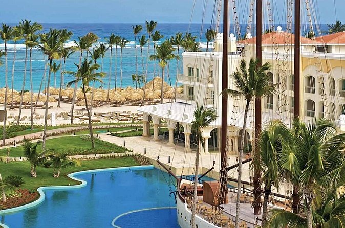 Private Transfer Punta Cana Airport to/from Iberostar Grand Bavaro - Price and value: $40 per group up to 6