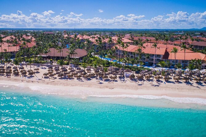 Private Transfer Punta Cana Airport to from Majestic Elegance - The ride itself: comfort, clean vehicles, and about a 32-minute trip