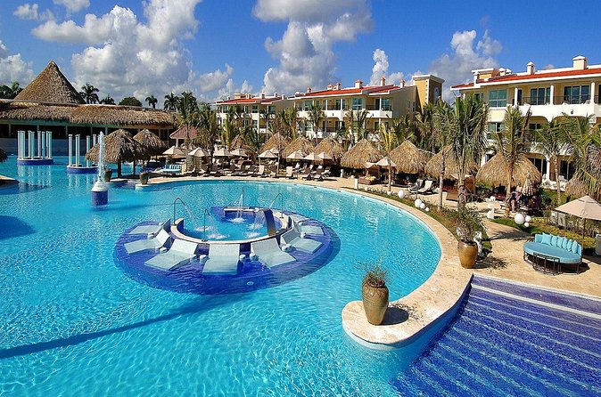Private Transfer Punta Cana Airport to/from Paradisus Palma Real - The 25-Minute Ride to Paradisus Palma Real
