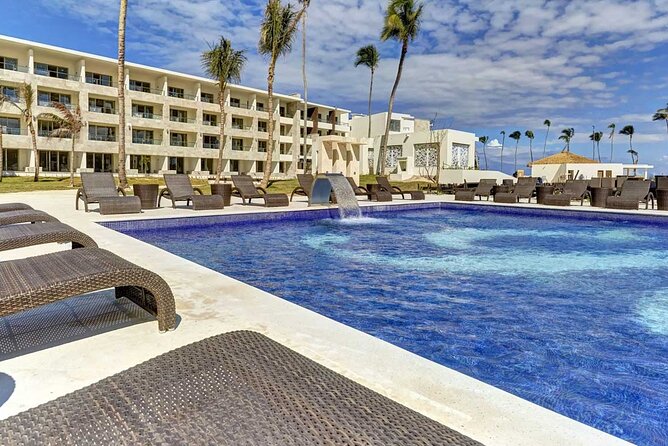 Private Transfer Punta Cana Airport to/from Royalton Bavaro - Royalton Bavaro to PUJ: the return ride that fits your flight
