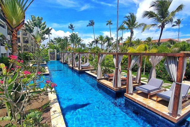 Private Transfer Punta Cana Airport to/from Secrets Royal Beach - Door-to-door private transfer to Secrets Royal Beach, no tourist detours