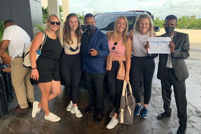 Private Transfer VIP Suburban Punta Cana Airport from/to Hotels - Price and value: when $67 per person makes sense