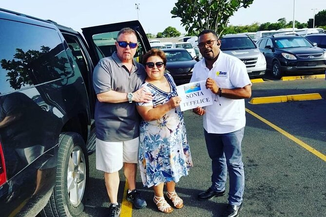 Private Transfers Puntacana Airport to Romana, Bayahibe Round Trip - The Drive to La Romana or Bayahibe: What You Should Expect