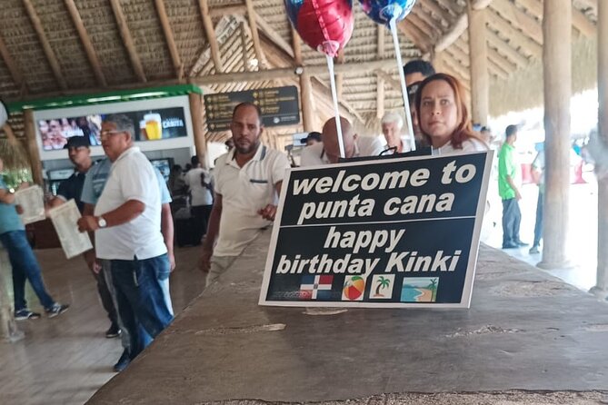 Private & VIP Transfers Puntacana airport/ hotels-luxury services - The door-to-door ride: what happens from airport to hotel