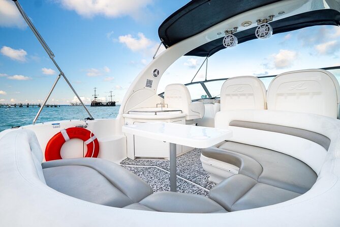 Private VIP Yacht in Punta Cana - Cabeza De Toro natural pool: the main event, with party energy