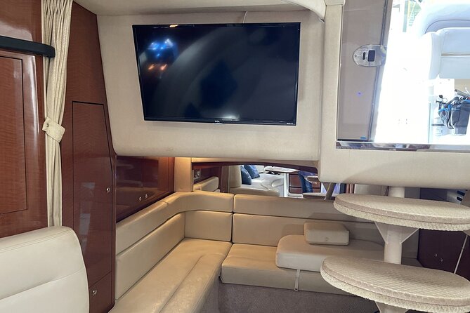 Private Yacht in Punta Cana, Unlimited Drinks and HipHop Music - Who should book this private yacht day