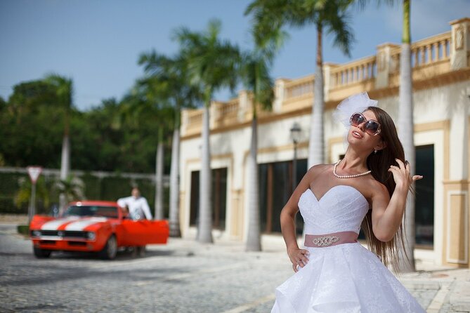 Professional Photoshoot at your Hotel or Villa - Where you meet the photographer, and how pickup works