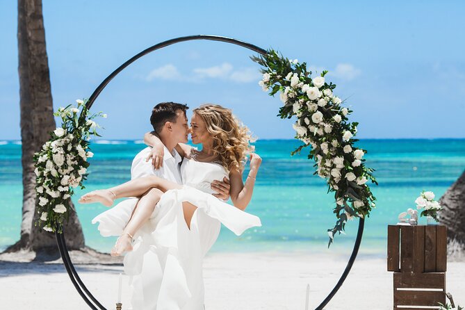 Professional photoshoot in Punta Cana and DR - Book now! - Timing Matters: Pick Your Slot Between 8:00 AM and 6:00 PM