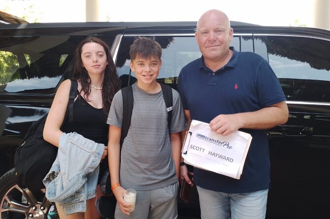 Punta Cana Airport Ground Transfers - The SUV ride, refreshments included, and what drivers can help with