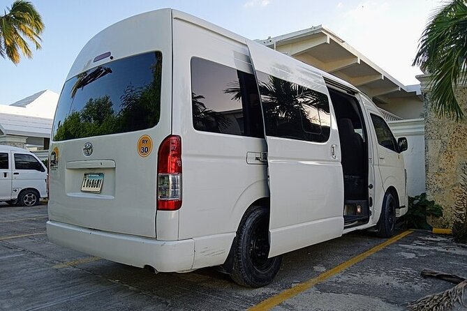Punta Cana: Airport (PUJ) Shuttle To Hotel Round Trip - From PUJ to your hotel: the meet-and-greet you actually want