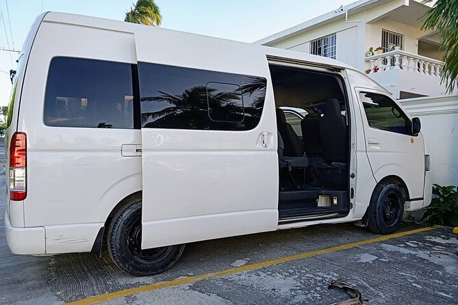 Punta Cana: Airport (PUJ) Shuttle To Hotel Round Trip - The ride: private transport with comfort details that add up