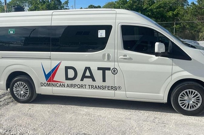 Punta Cana Airport to OCEAN BLUE & SAND in PUNTA CANA R/T - Who should book this, and who should not