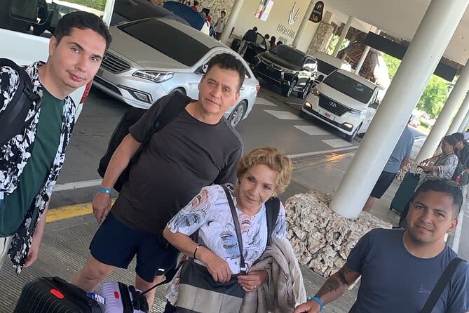 Punta Cana: Airport Transfer to Hotel In RD / Fast & Safe - Door-to-door in Punta Cana, and how not to get stuck