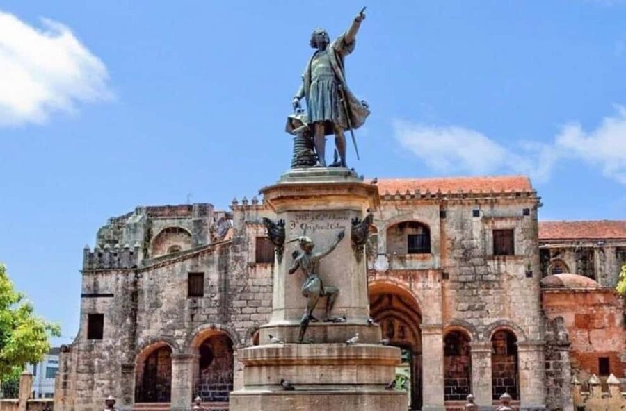 Punta Cana: All Inclusive Santo Domingo Full-Day City Tour - Columbus Lighthouse, National Palace, and the Photo Stop Style of Sightseeing