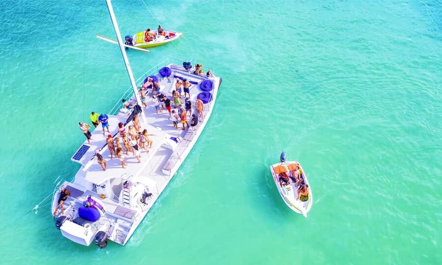 Punta Cana Area: Party Cruise with Parasailing and Open Bar - Open Bar on a Boat: How the Drinks Change the Whole Feel
