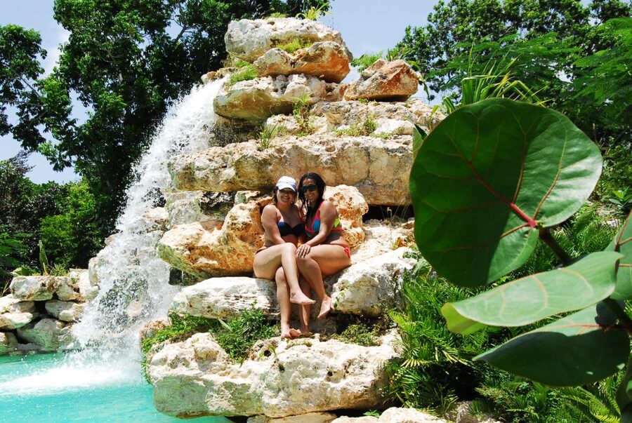 Punta Cana: Buggy Ride, Blue Cenote Lagoon and Jungle River - Lazy Jungle River floats: where the pace slows way down