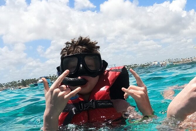 Punta Cana: Catamaran Tour, Reef Snorkeling and Unlimited Drinks! - Who the Crew Works Best With, From Toddlers to Teens