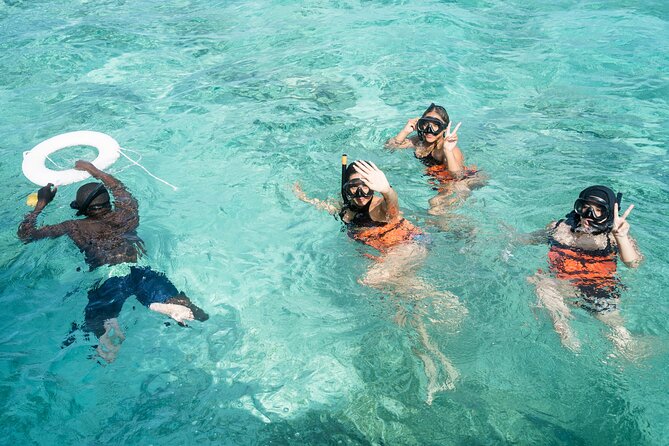 Punta Cana: Catamaran Tour, Reef Snorkeling and Unlimited Drinks! - Getting to the Boat: Pickup, Drop-Off, and Real-Life DR Timing