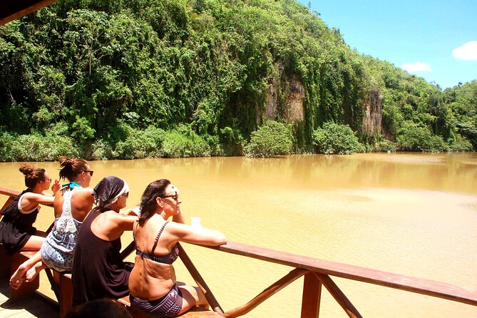 Punta Cana: Eco Jungle Tour - Rio Chavon by boat, ending at Yuca Yena farm