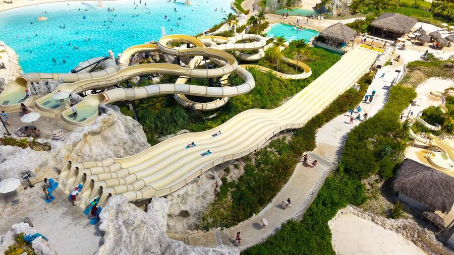 Punta Cana: El Dorado Water Park Entry with Hotel Transfers - Extreme slides at El Dorado, what El Huracán and Trágame Tierra mean for your day
