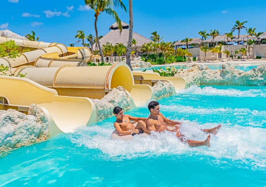 Punta Cana: El Dorado Water Park Entry with Hotel Transfers - Cenote, thermal baths, and natural-lake time for a slower Caribbean rhythm