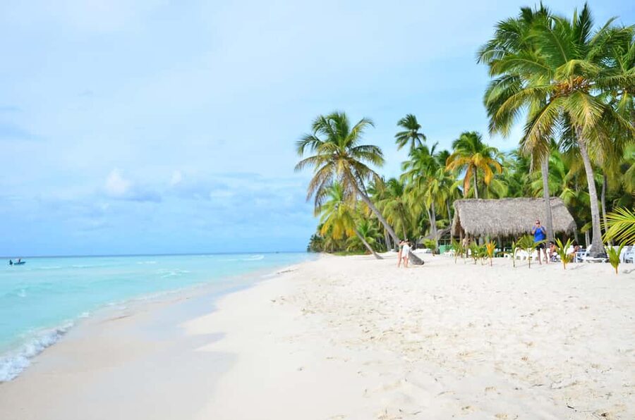 Punta Cana: Exclusive Private Catamaran Tour to Saona Island – VIP Service - Palmilla Natural Pool: The Mid-Sea Sandbar Swim That Changes the Whole Day
