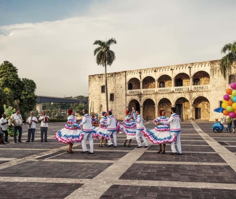 Punta Cana: Experience the essence of Santo Domingo with lunch and the Colonial Zone - Three Eyes National Park and the Cave of the Three Eyes: underground lagoons and photo-friendly timing