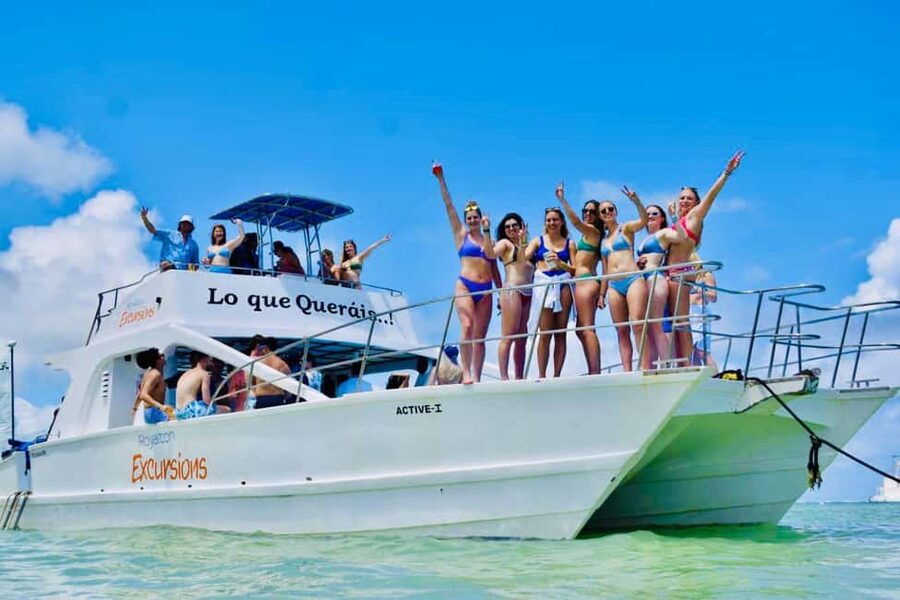Punta Cana: Hip Hop Party Cruise w/Open Bar (Adults Only) - A 3-hour Punta Cana party cruise that still has real water time