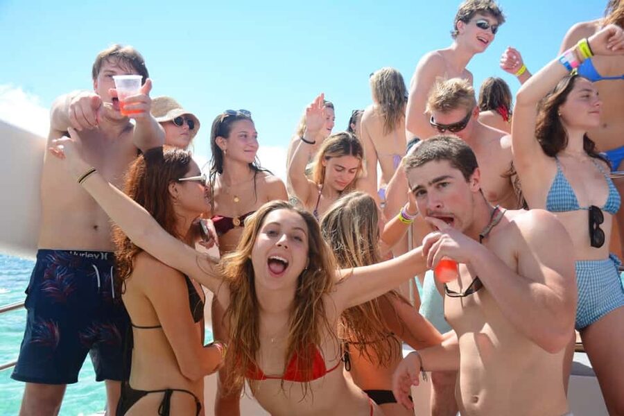 Punta Cana: Hip Hop Party Cruise w/Open Bar (Adults Only) - La Piscina Natural: the long hang that makes the price feel fair