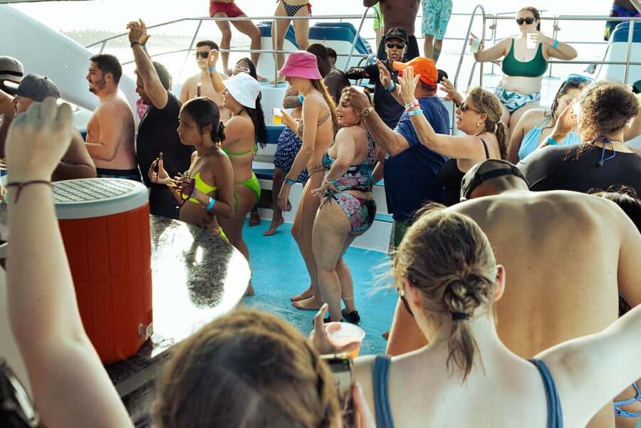 Punta Cana Party Boat (Adults only) - Who this adults-only party boat trip suits best