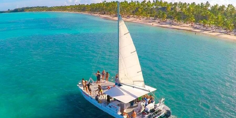Punta Cana: Party Boat with snorkel and open bar included - Snorkeling at the coral reef and natural pool: the main event