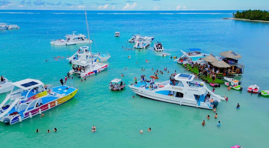 Punta Cana: Party Boat with Snorkeling, Open Bar And Hip Hop - Key things to know before you go