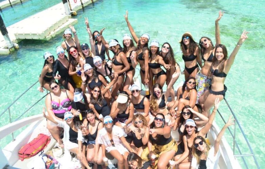 Punta Cana: Party Boat with Snorkeling, Open Bar And Hip Hop - Who this Punta Cana party boat suits best